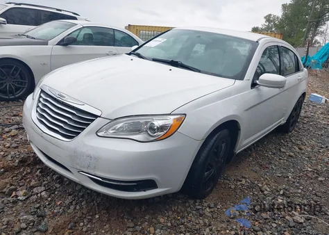 2014 Chrysler 200 Lx из США, поврежденный, VIN 1C3CCBAB9EN209185
